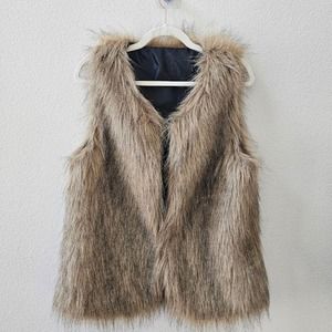Women's Fluffy Vest Faux Fur Khaki- Women's Large
